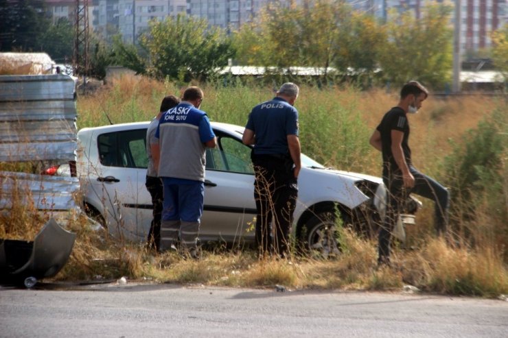 Otomobiller çarpıştı: 1 yaralı