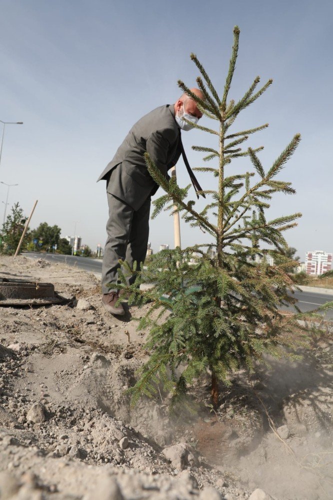 Başkan Çolakbayrakdar, muhtarların gününü taçlandırdı