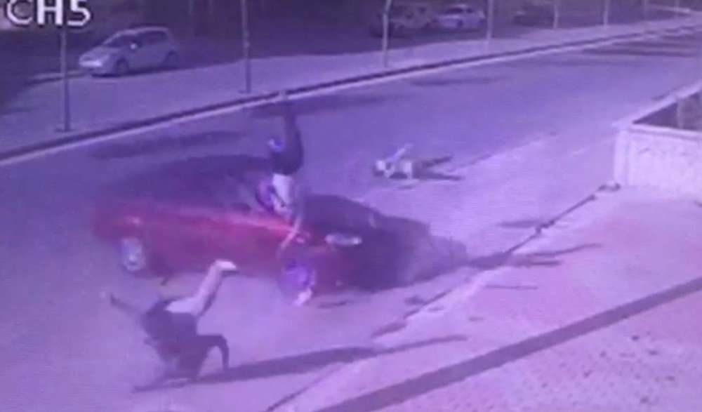 Konya'da baba ve oğlunun öldüğü annenin yaralandığı dehşet kaza anları saniye saniye kaydedildi