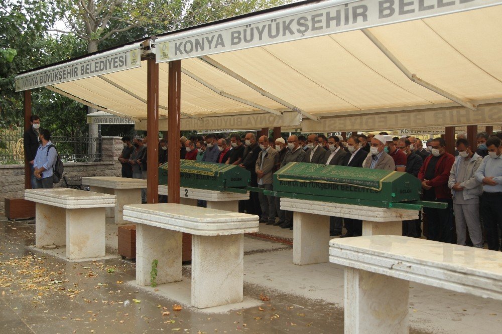 Konya'daki feci kazada can veren baba Bünyamin Özkan ve oğlu Eymen defnedildi