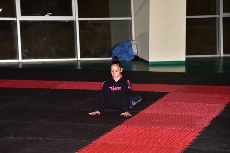 Manisalı cimlastikçiler uluslararası turnuvaya katılacak