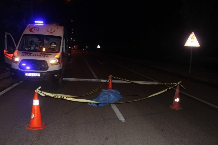 Manisa’da otomobilin çarptığı yaya öldü
