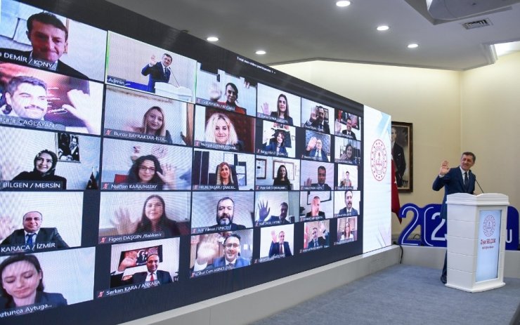 Bakan Selçuk: “Okullarımızın rengi, okullarımızın neşesi, okullarımızın niteliği doğrudan doğruya okul müdürlerimizin yetkinliğiyle ve onların motivasyonuyla ilgili bir konu”