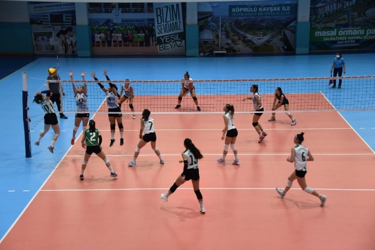 Salihli’nin sultanları 2’de 2 yaptı