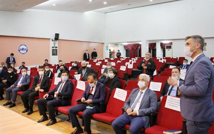 Vali Çiçek sorunları anında çözdü