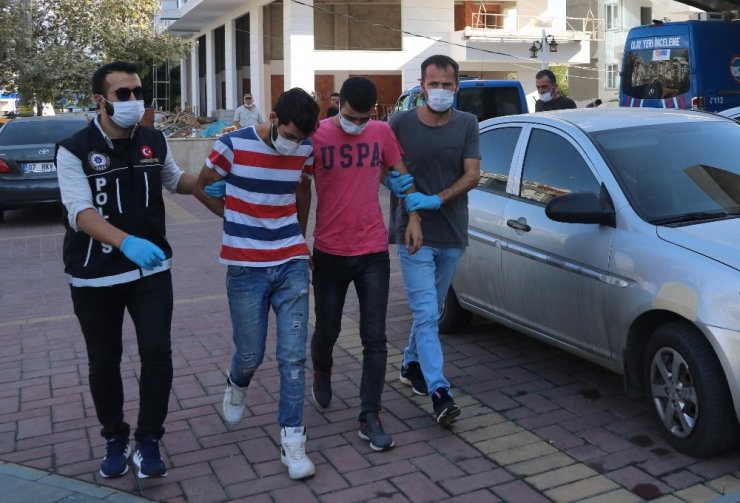 Alanya’da uyuşturucu operasyonu: 4 gözaltı