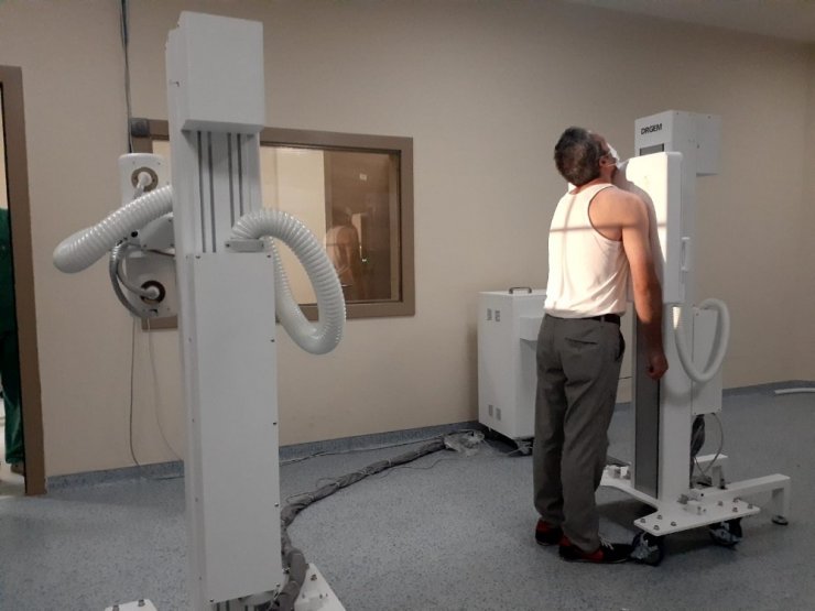 Covid-19 pandemisi ile mücadele eden Kartal DR. Lütfi Kırdar Şehir Hastanesi’ne dijital röntgen cihazı bağışı
