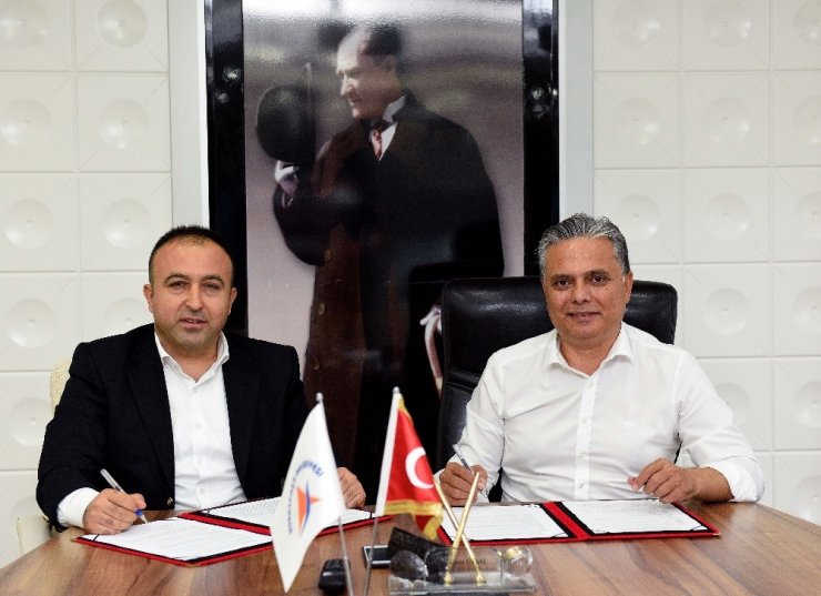 Muratpaşa’da 130 taksi durağı tek tip oluyor