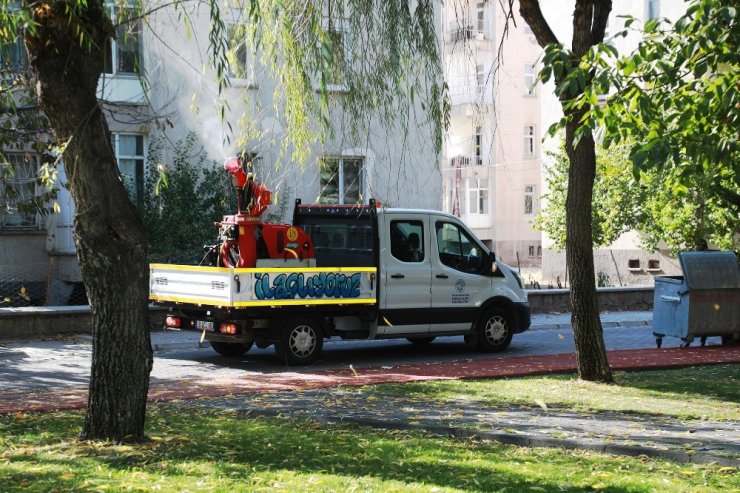 Talas’ta kış uykusuna giren haşerata ilaçlama