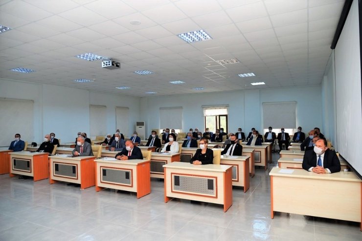 Vali Şentürk, ’’Muhtarlarımız bizim yapı taşlarımız’’