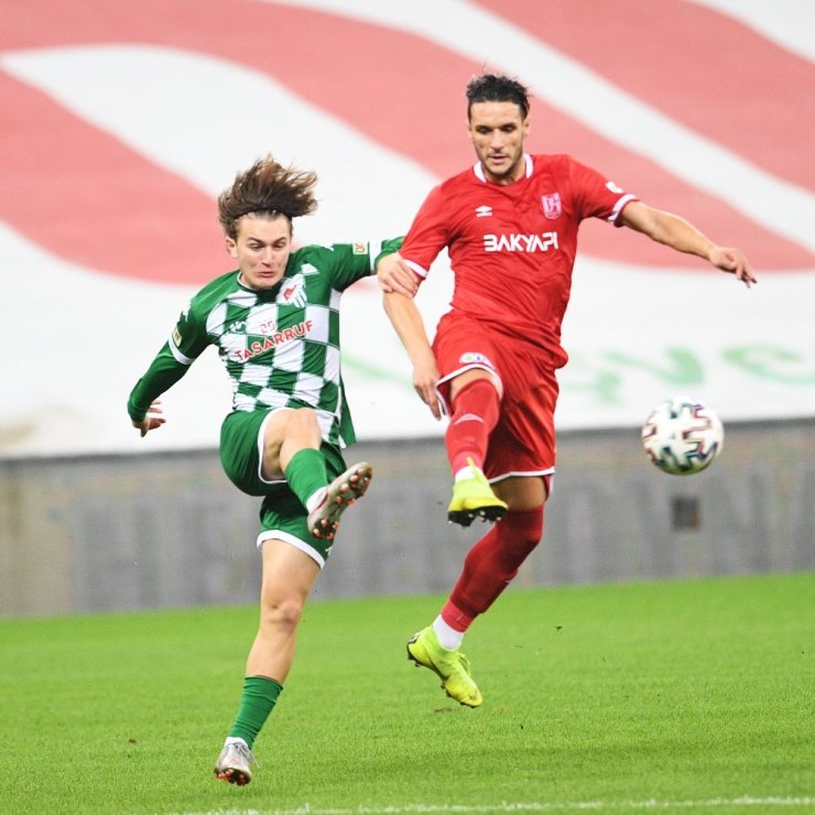 Bursaspor’un gol yükünü Ali Akman ve Burak Kapacak çekiyor