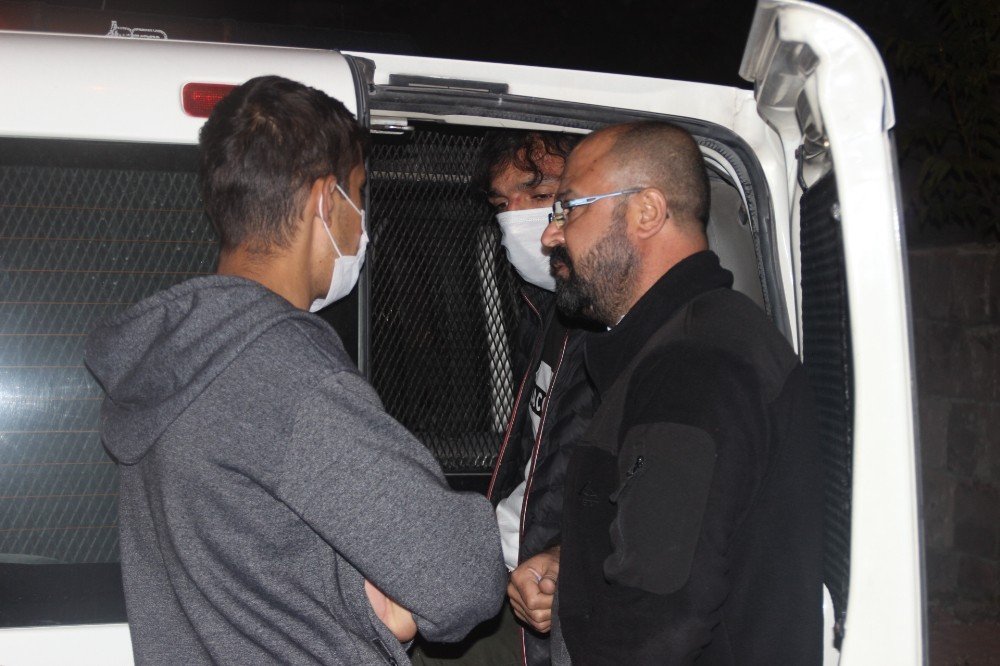 Yabancı uyruklu adam dehşet saçtı! Eşine sarkıntılık yapan genci taşla öldürüp kayalıktan attı