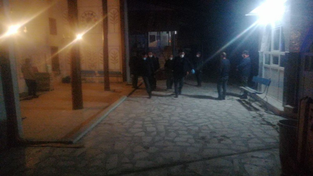 Cami restorasyonunda iskeleden düşen genç nakkaş hayatını kaybetti