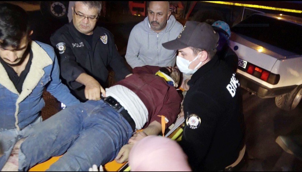 'Dur' ihtarına uymayan sürücü polisten kaçarken vince çarptı!