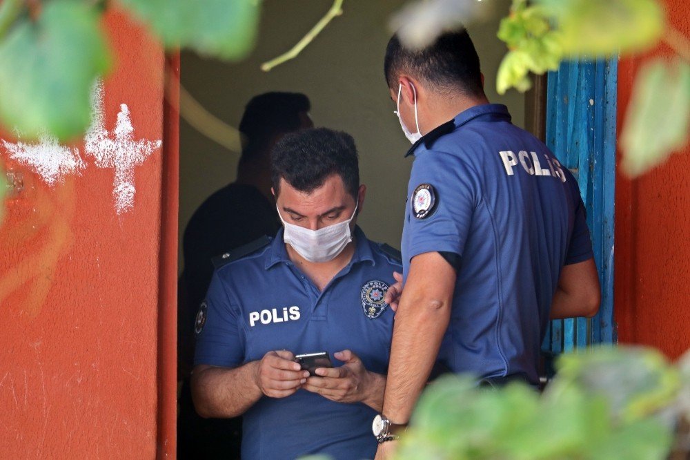 Antalya Kepez'de 34 yaşındaki 3 çocuk babasının gizemli ölümü