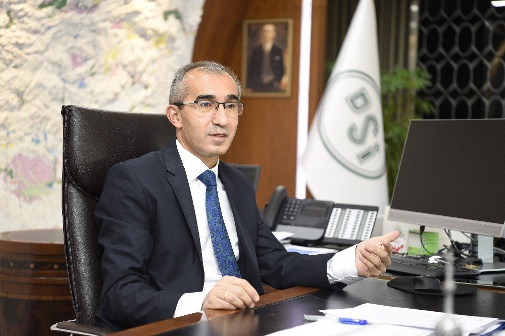 Özellikle koronavirüs salgınında tarımın başkenti haline gelen Antalya'da sulama yatırımlarında büyük artış