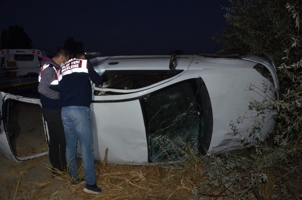 Konya'daki kazada araçtan savrulan abi öldü! Kardeşi yaralı