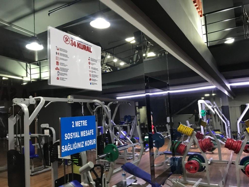 Konya'da spor salonları sıkı kovid tedbirleriyle sporcuları bekliyor