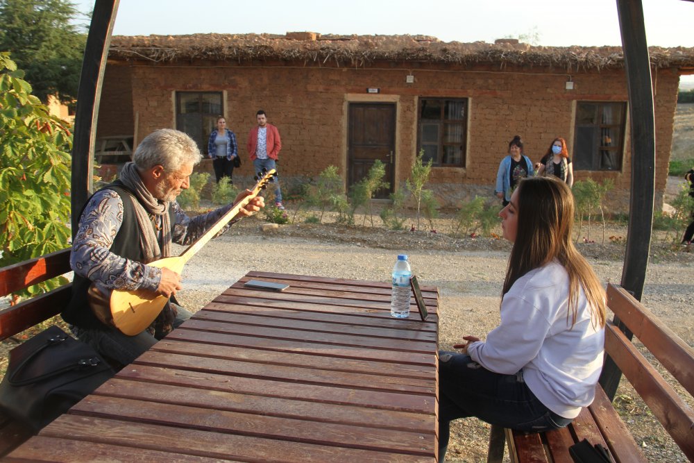 Sonsuz Şükran Köyü'ne ziyaretçi akını