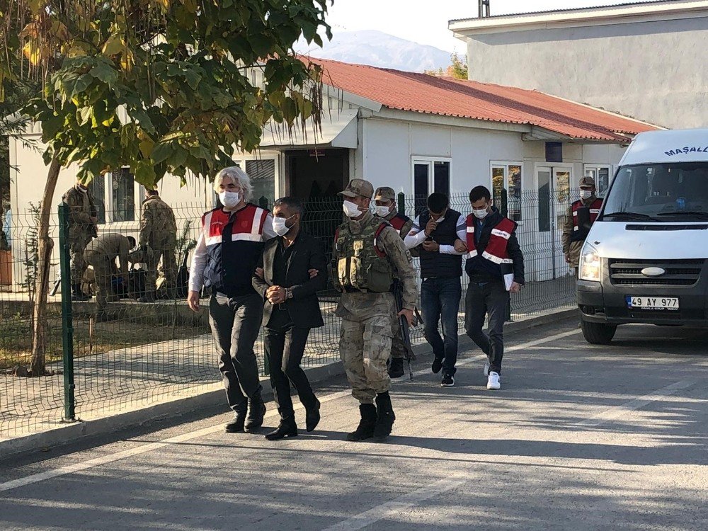 Konya'dan kablo çaldılar Eskişehir'de yakalandılar