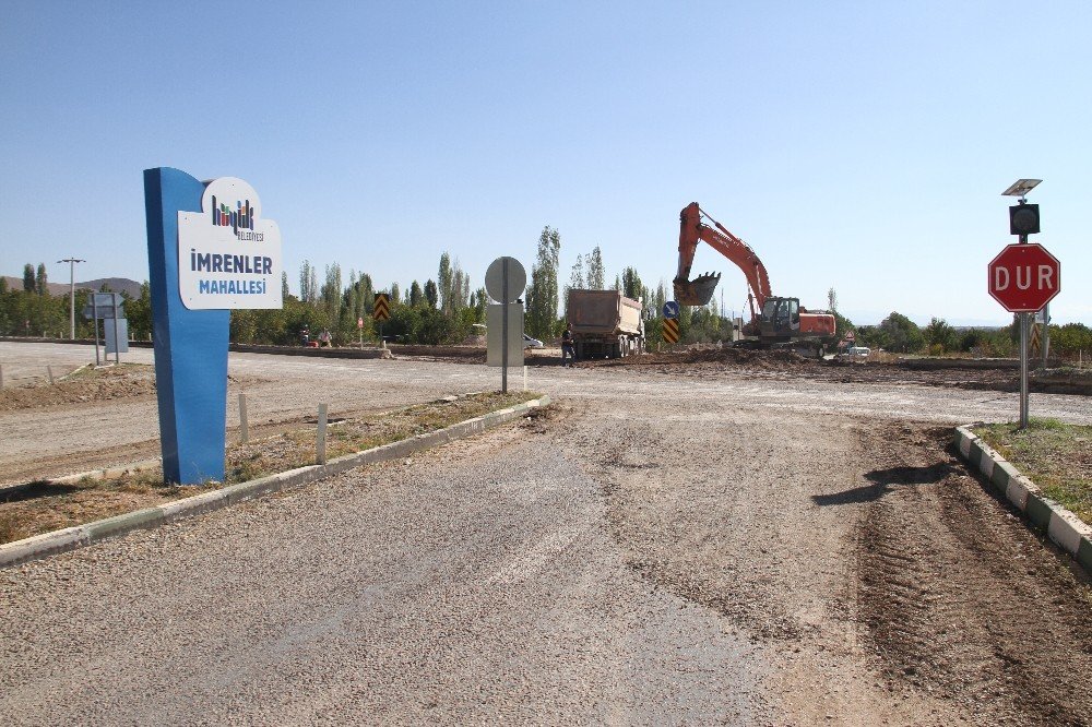 Konya'nın Hüyük İlçesi'nde birçok kazanın sorumlusu olarak görülen kavşak yeniden düzenleniyor
