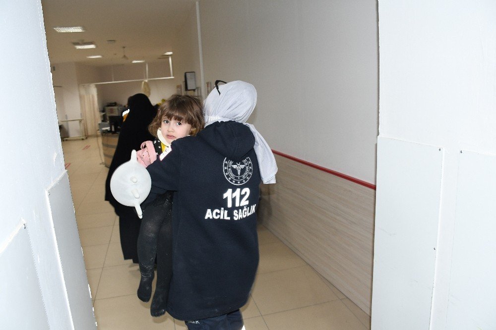 Aksaray-Konya yolunda trafik kazası! 2'si çocuk 4 yaralı