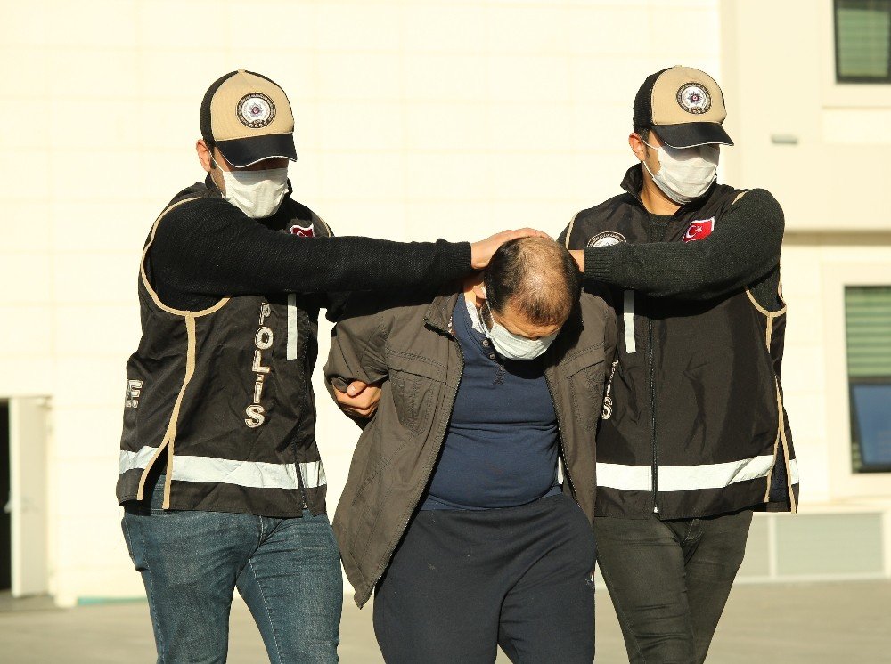 FETÖ’ye büyük darbe! Himmet ağının önemli ismi sahte kimlikle yakalandı