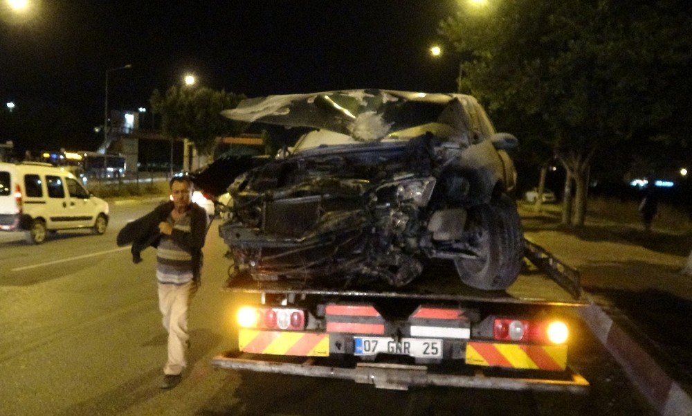 Önce yayaya sonra ağaca çarpan otomobil takla attı!