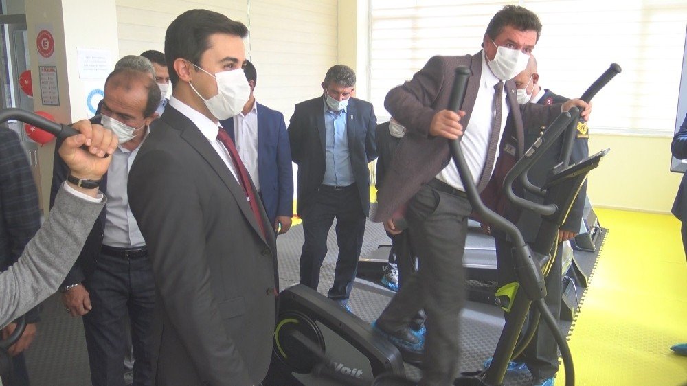 Karaman Başyayla’da KOP destekli spor salonu ve kütüphane sevinci