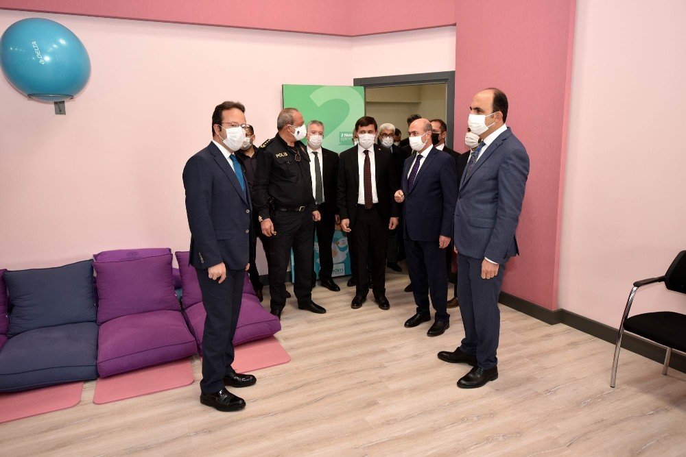 Konya'nın en büyük mahallesine bir sosyal tesis daha eklendi