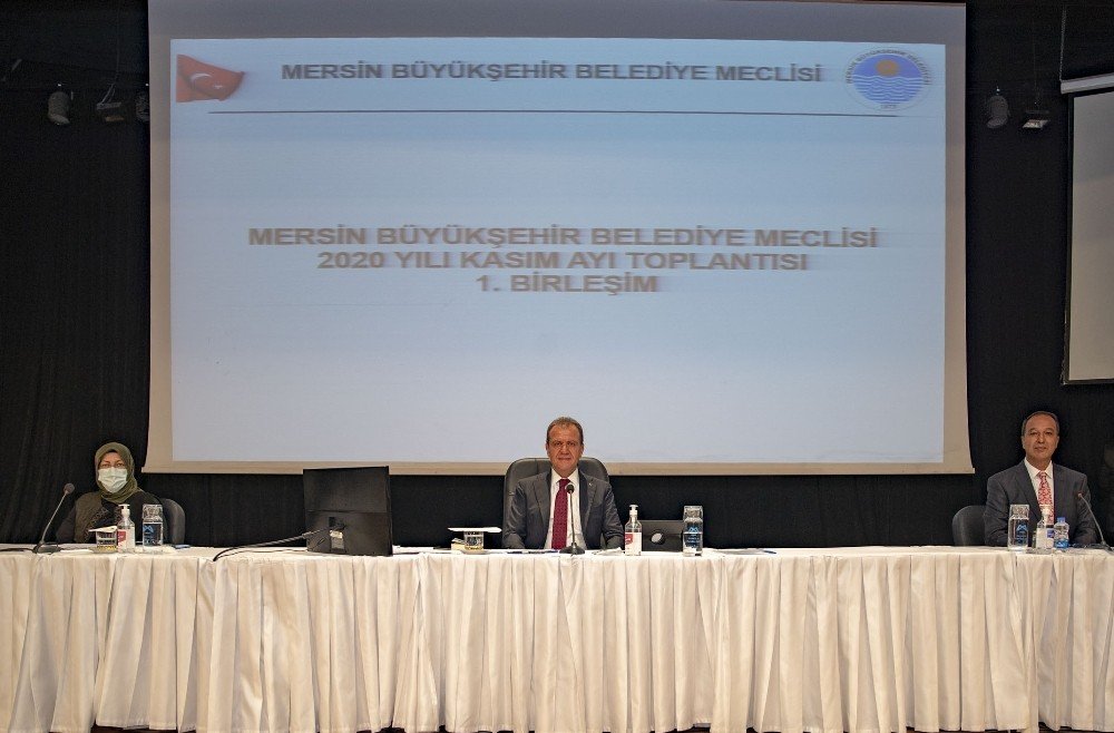 Belediye meclis toplantısında Konya'ya övgüler düzüldü