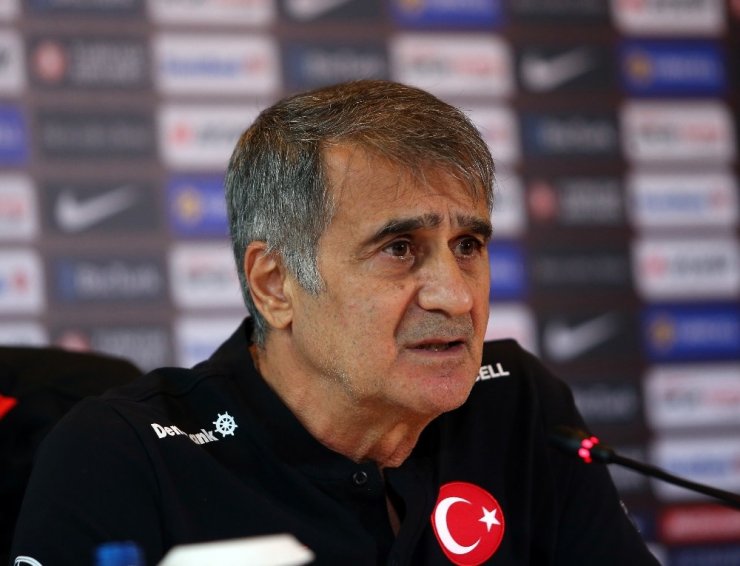 Şenol Güneş: "Bütün futbolcuları takipteyiz"