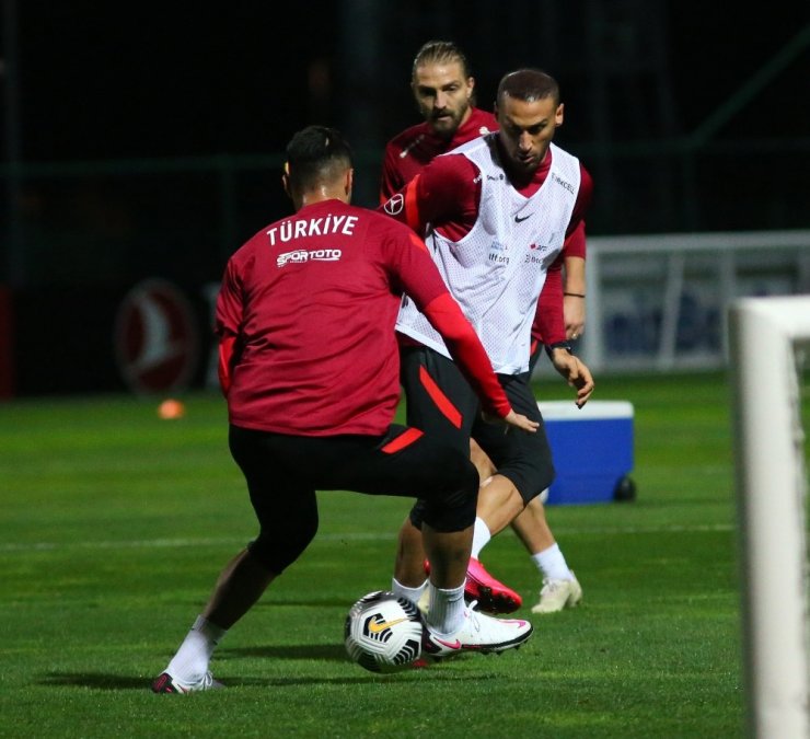 A Milli Takım kamp çalışmalarına başladı