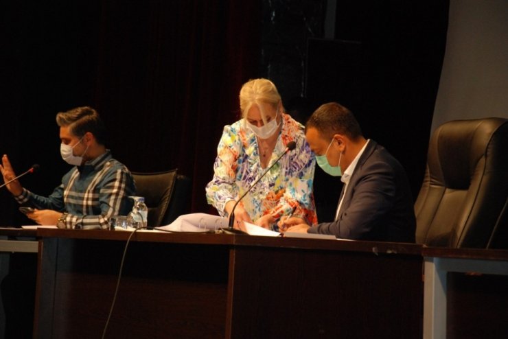 Belediyelerin bütçelerine ait teklifler alt komisyonda