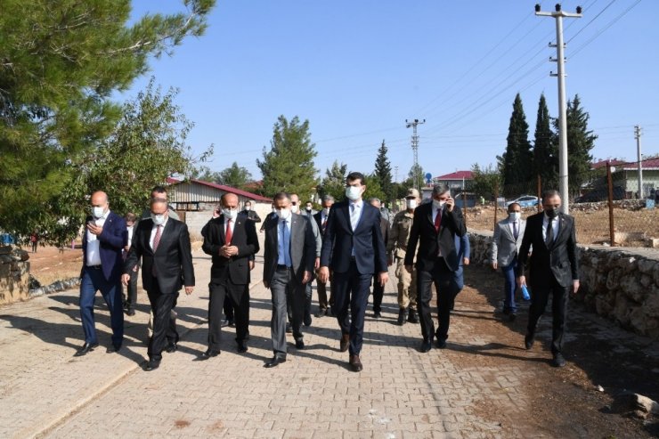 Vali Mahmut Çuhadar Balkar ve Belören beldelerini gezdi