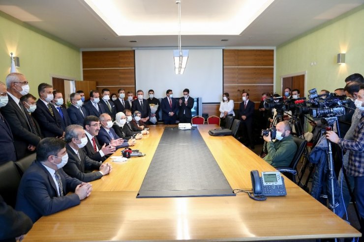 AK Parti’de görev değişimi