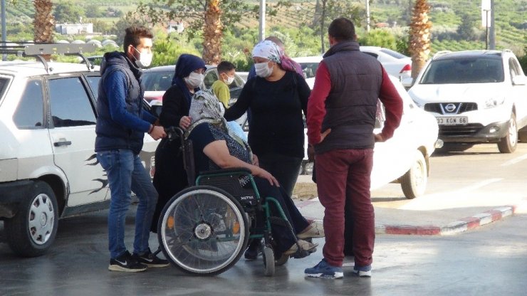 Evlilik yıldönümünde toprağa verildi