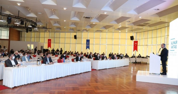 Alinur Aktaş, Bursa’nın canla başla geçen 1000 gününü paylaştı