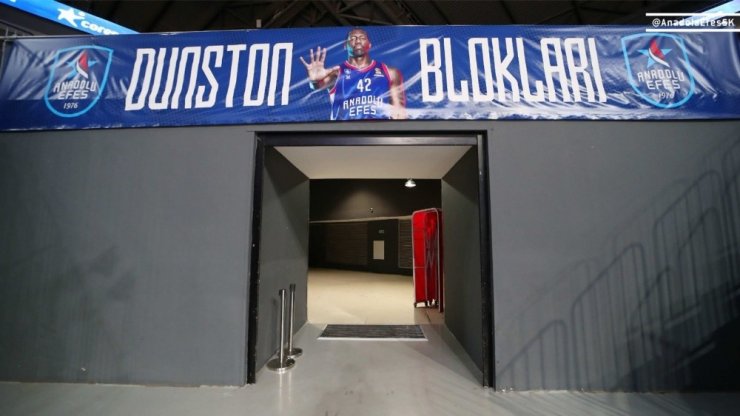 ’Dunston Blokları’ artık Sinan Erdem Spor Salonu’nda