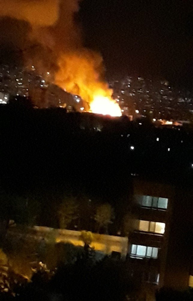 Ankara’da orman ürünleri deposunda büyük yangın