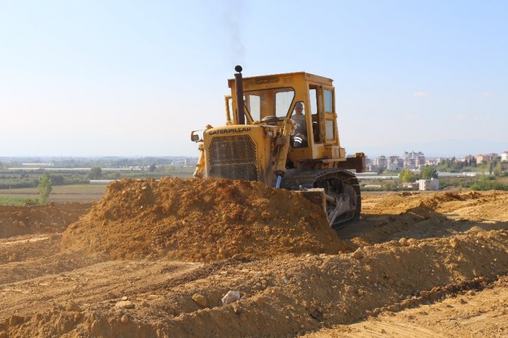 Serik’e 30 yıllık mezarlık ihtiyacını karşılayacak mezarlık alanı yapılıyor