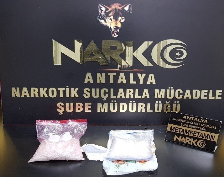 Antalya’da 300 polisle dev uyuşturucu operasyonu