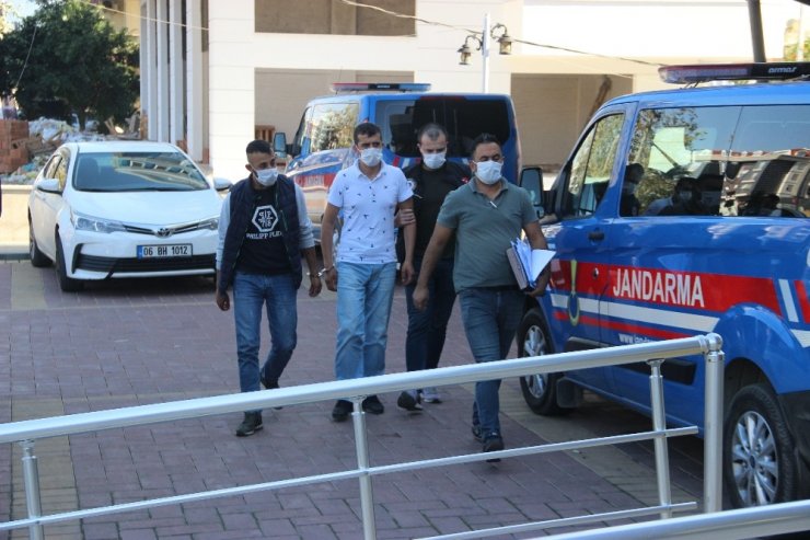 Alanya’da uyuşturucu operasyonu: 5 gözaltı