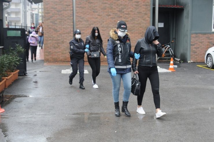 Yabancı uyruklu kadınlara zorla fuhuş operasyonu: 16 gözaltı