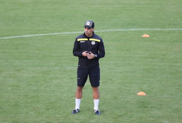 Alanyaspor 5 eksikle çalıştı