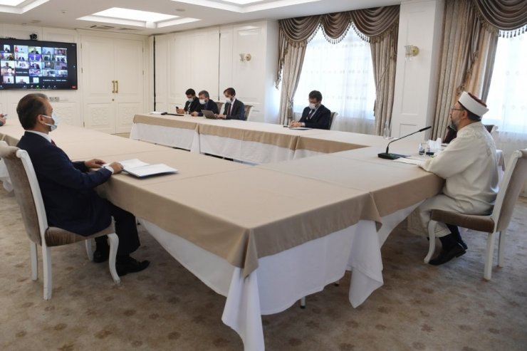 Diyanet İşleri Başkanı Erbaş: “Azerbaycan topraklarının işgalden kurtuluşu hepimizi sevindirmiştir, zaferimiz kutlu olsun”