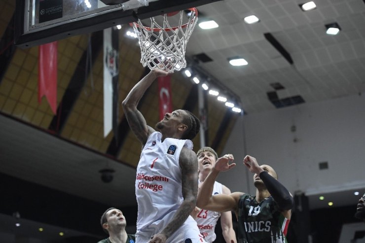 7DAYS EuroCup: Bahçeşehir Koleji: 67 - UNICS Kazan: 70