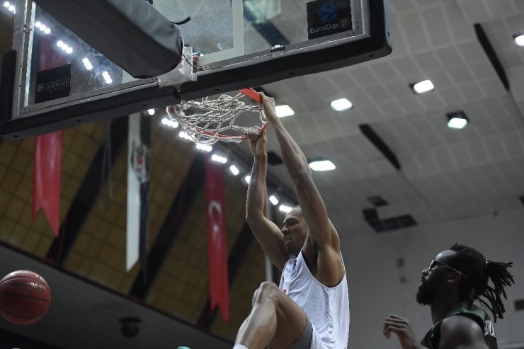 7DAYS EuroCup: Bahçeşehir Koleji: 67 - UNICS Kazan: 70