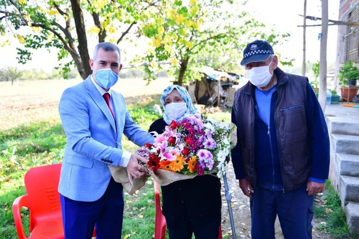 Başkan Çınar, Makbule Sultansuyu’nun çay davetini geri çevirmedi