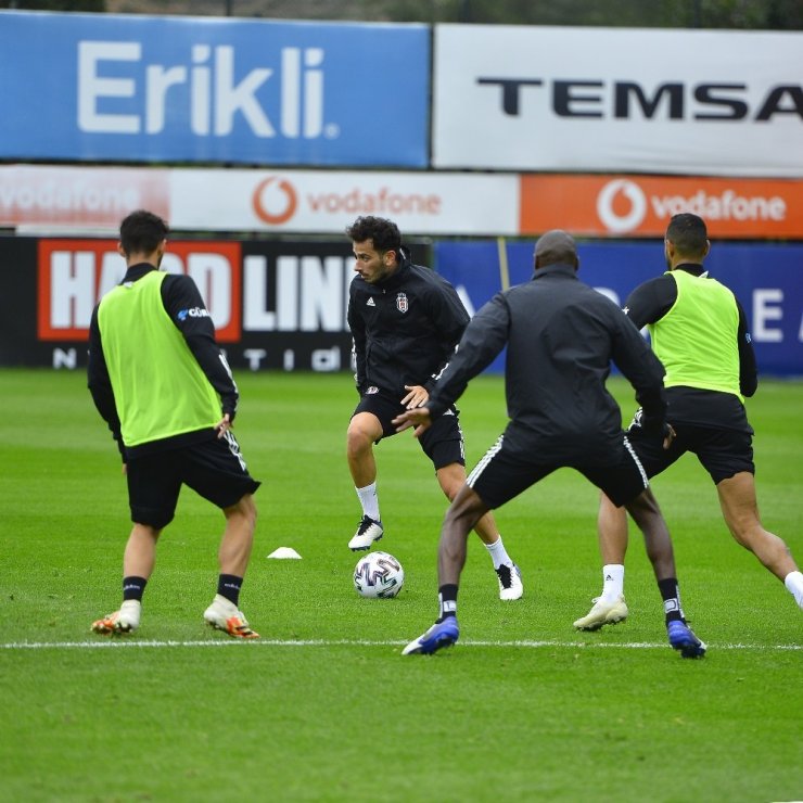 Beşiktaş, Başakşehir hazırlıkları sürdürdü